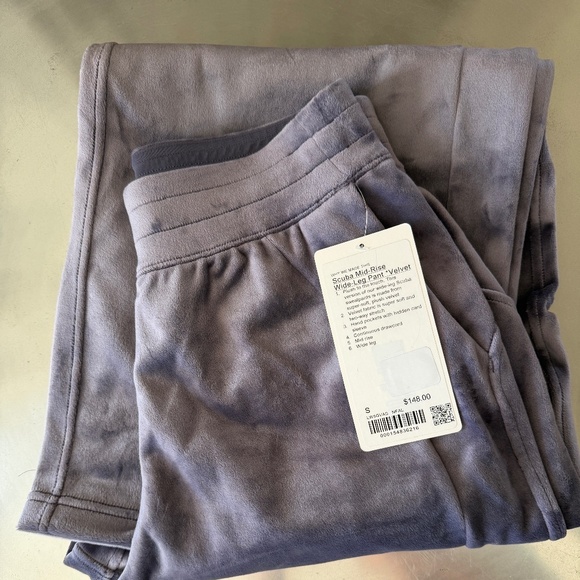 Lululemon Scuba Mid-Rise Wide-Leg Pant Velvet Nightfall Women's Sizes XS & S NWT - Picture 7 of 8